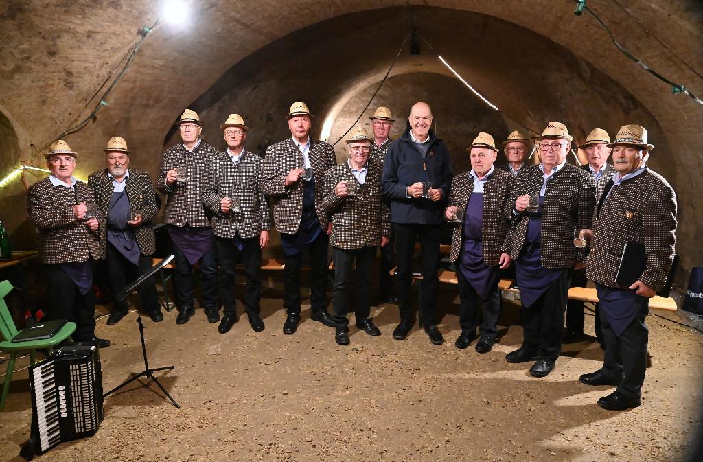 Startseite Weinviertlerisch PUR mit Wortklauber Michael Staribacher und die Köllamauna 